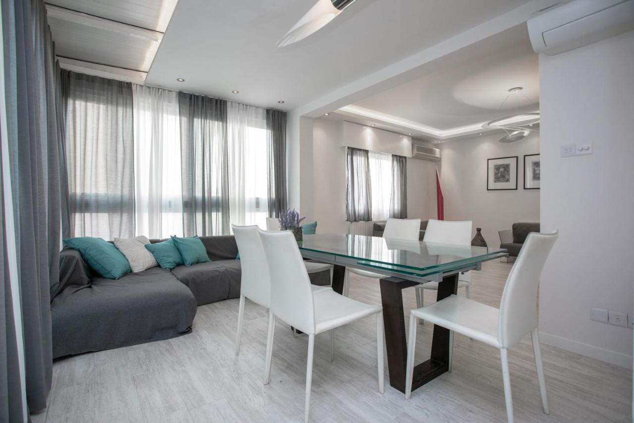 Mayra Seafront Luxury Apartment Limassol Exterior photo