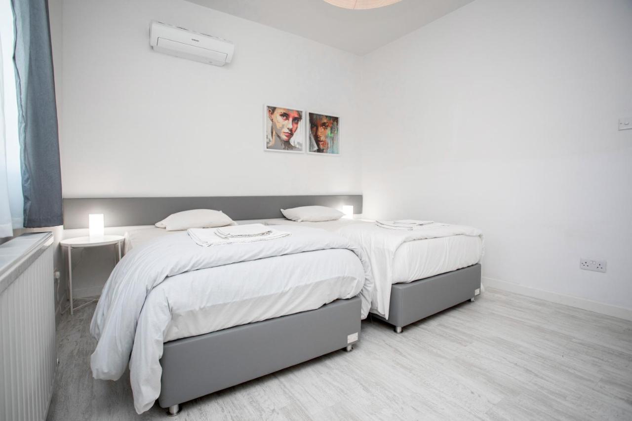 Mayra Seafront Luxury Apartment Limassol Exterior photo
